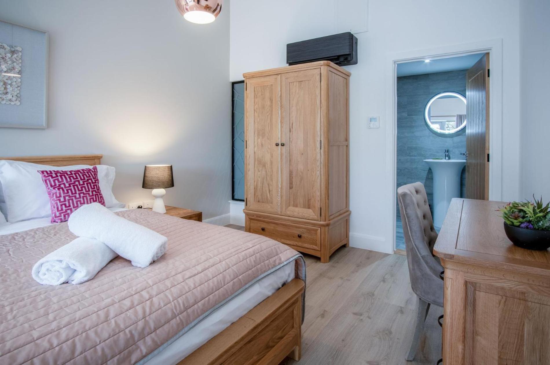 Suite 12 - Sleeping Giant Hotel - Pen Y Cae Inn Brecon Esterno foto